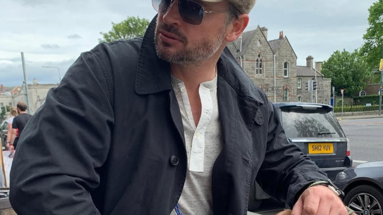 Tom Welling, de 'Smallville', troca Hollywood por rotina rural em rancho na Califórnia