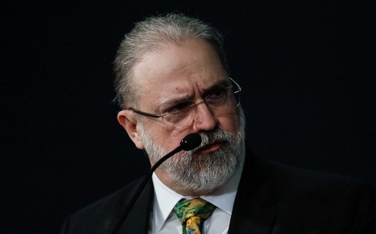 Associação de procuradores reage a &#8216;agressão&#8217; de Aras a conselheiros do MPF