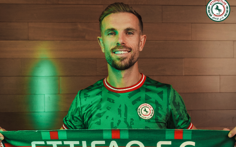 Al-Ettifaq, da Arábia Saudita, anuncia a contratação de Henderson, ex-Liverpool