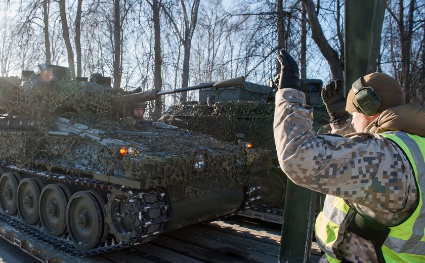 OTAN está descontente com desperdício de armas por Kiev devido à sua relutância em mudar de táticas