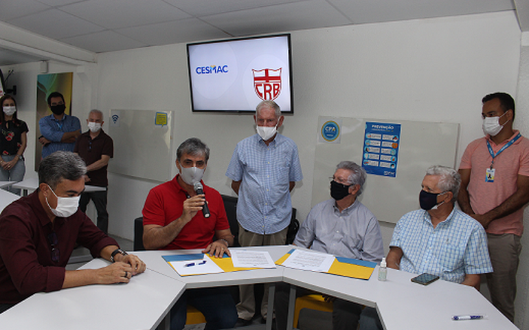 Cesmac firma importante convênio com o Clube de Regatas Brasil