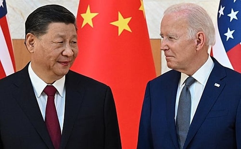China suspende conversas nucleares com os EUA por vendas de armas a Taiwan