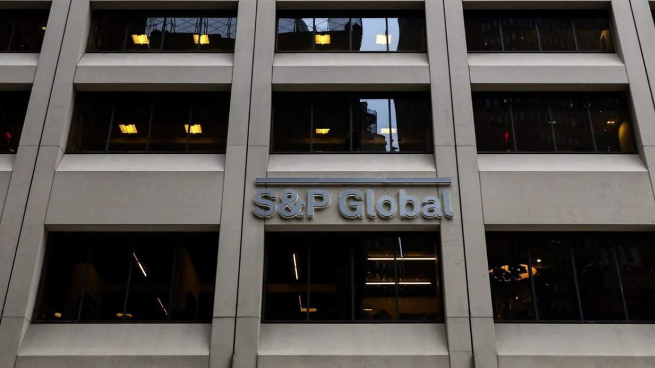 PMI composto global sobe a 52,9 em agosto, maior nível em 14 meses, dizem S&P e JPMorgan