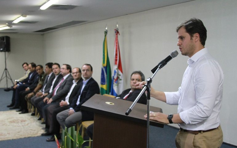 Marechal: Prefeito Cacau cobra ações rápidas para escolas atingidas pelas chuvas