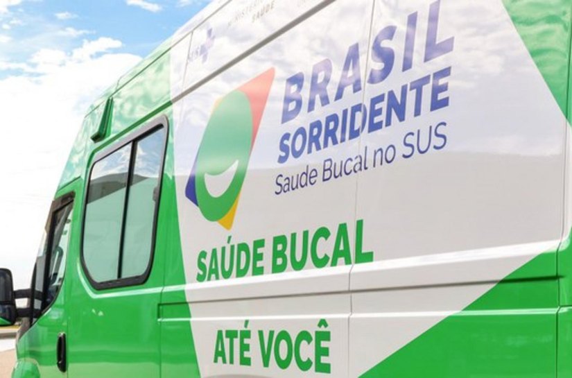 Governo entrega Unidades Odontológicas Móveis a 17 municípios nesta sexta-feira