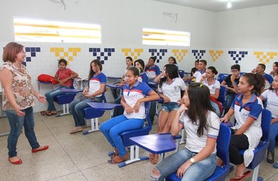 Educação confirma pagamento de bonificação a escolas e servidores estaduais que atingiram meta pactuada no IDEB