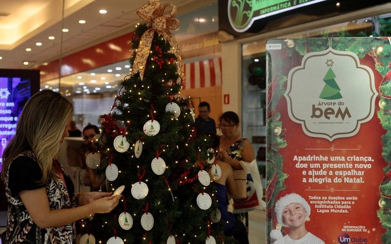Shopping Pátio arrecada brinquedos de Natal para crianças carentes de Maceió