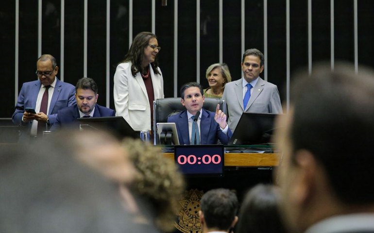 PEC da Blindagem pode barrar ações contra corrupção no uso de emendas