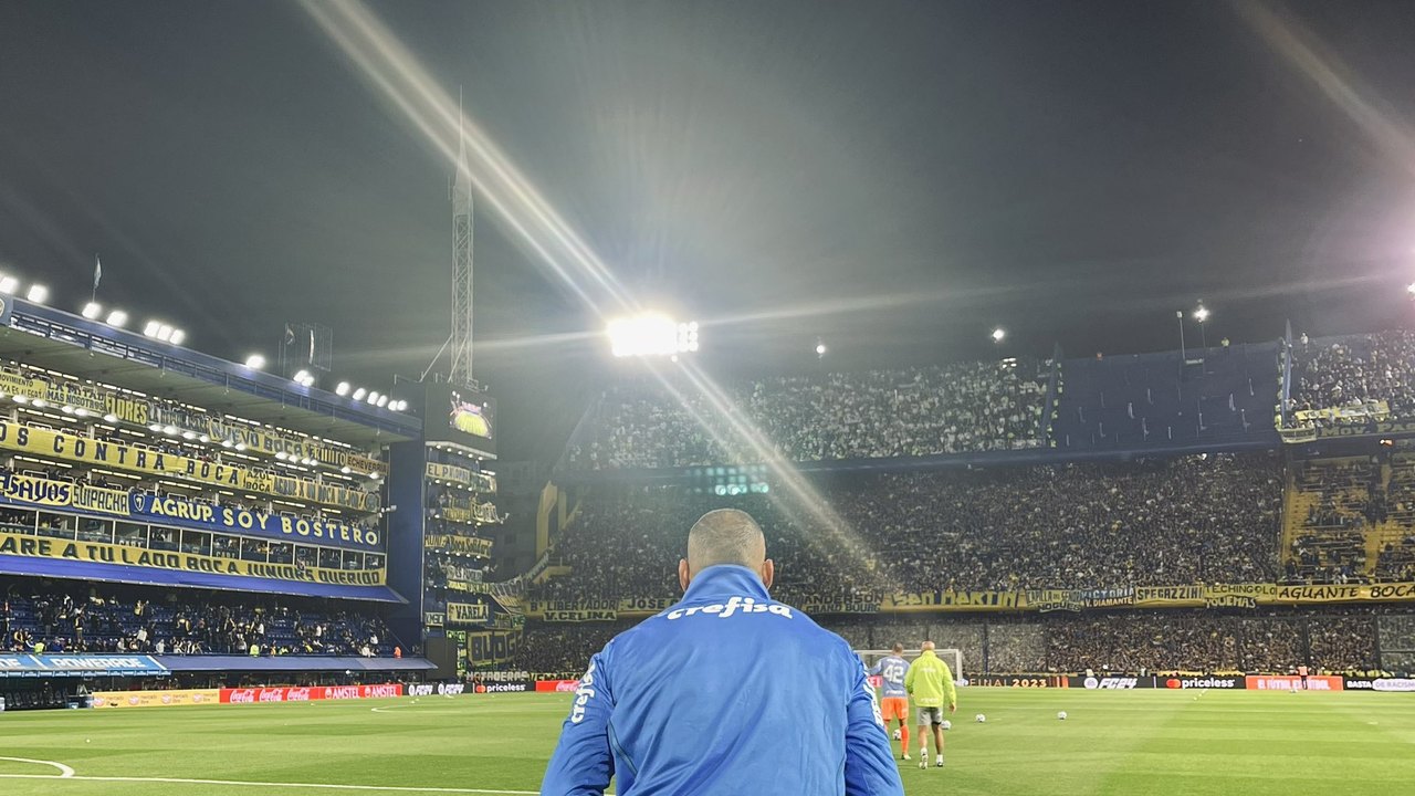 Palmeiras 'travou' Boca Juniors suportando pressão de La Bombonera