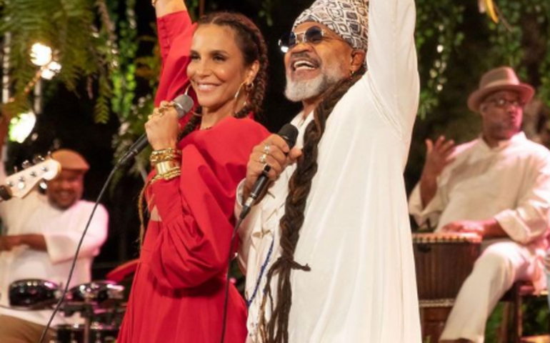 Ivete lança single e anuncia show em SP