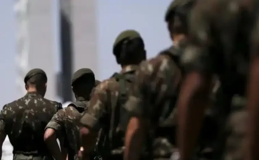 Mulher e avó enganam o Exército por 30 anos e faturam milhões em pensão; entenda o caso