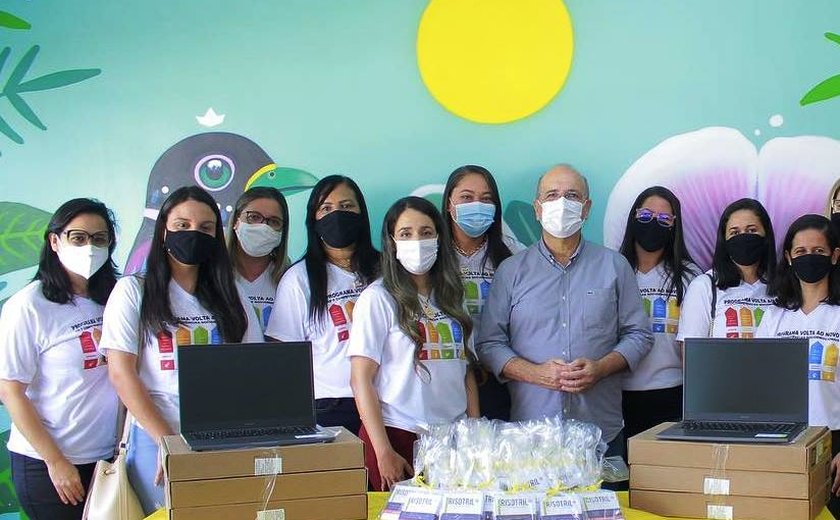 Prefeitura de Penedo lança Programa Educação Avança no Centro de Convenções