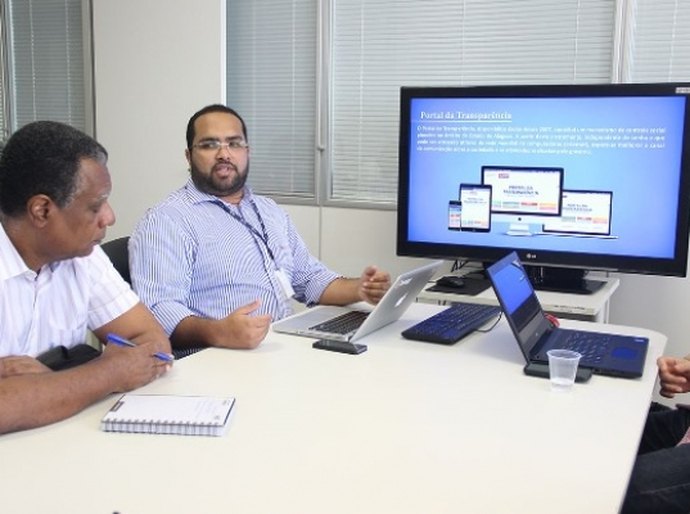 Itec e Detran realizam reunião de cooperação técnica