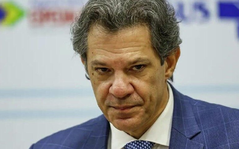 EUA pedem detalhes sobre ações contra o crime organizado após conversa entre Lula e Trump, diz Haddad