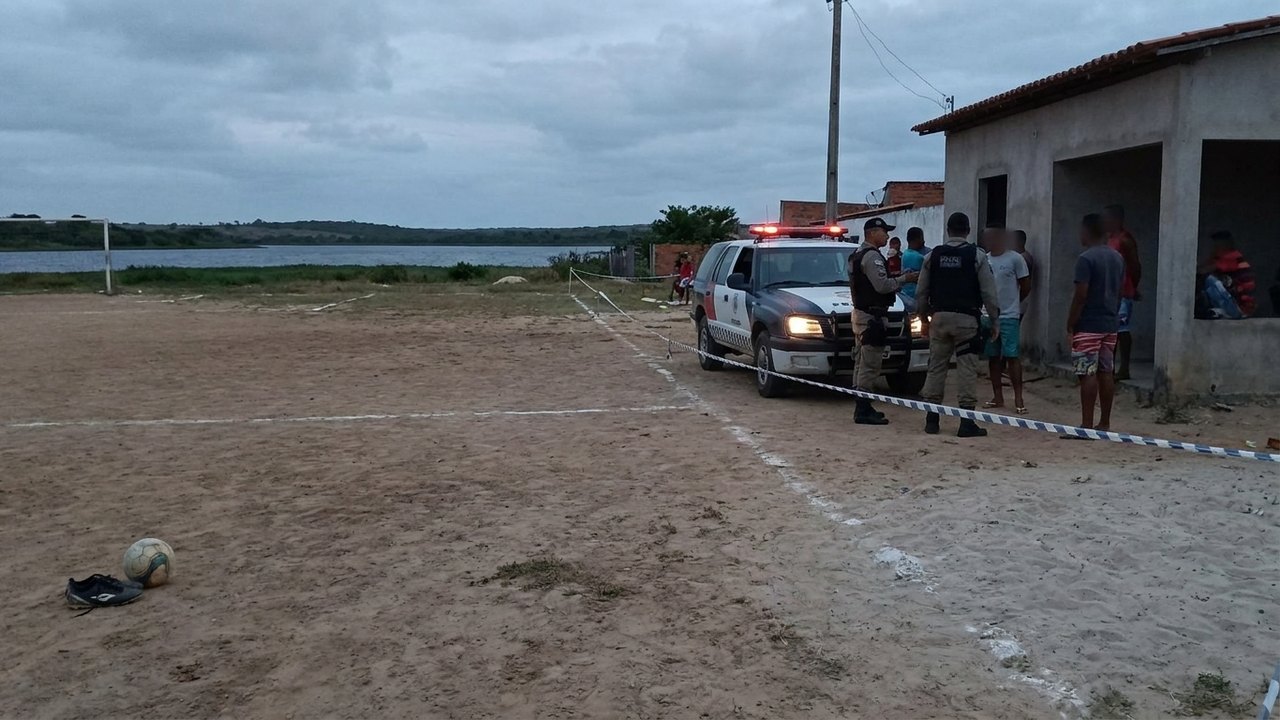 Homem é morto a tiros após partida da Copa das Grotas no Pontal da Barra