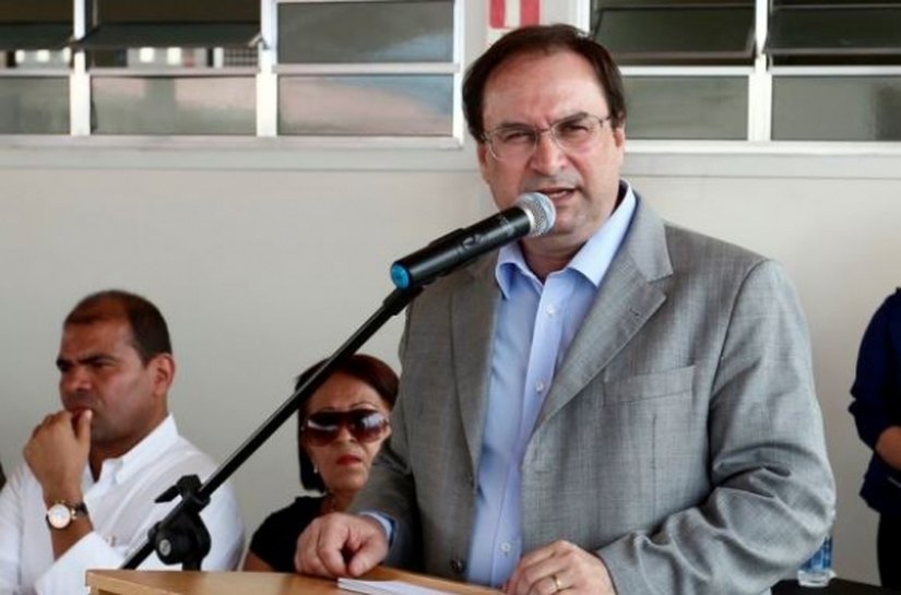 Entrega de escolas no município Santana do Ipanema é adiada pelo governo estadual