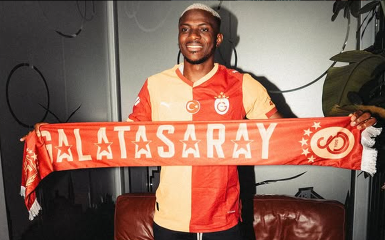 Osimhen é anunciado pelo Galatasaray como contratação mais cara do futebol turco
