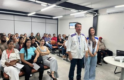 Vigilância Sanitária de Maceió capacita profissionaias do setor alimentício