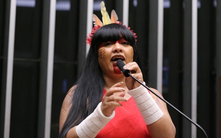 Comissão aprova penas mais rígidas para exploração de recursos naturais em terras indígenas