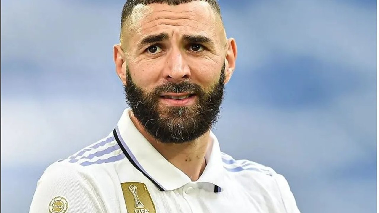 Benzema denuncia ministro do Interior francês por difamação