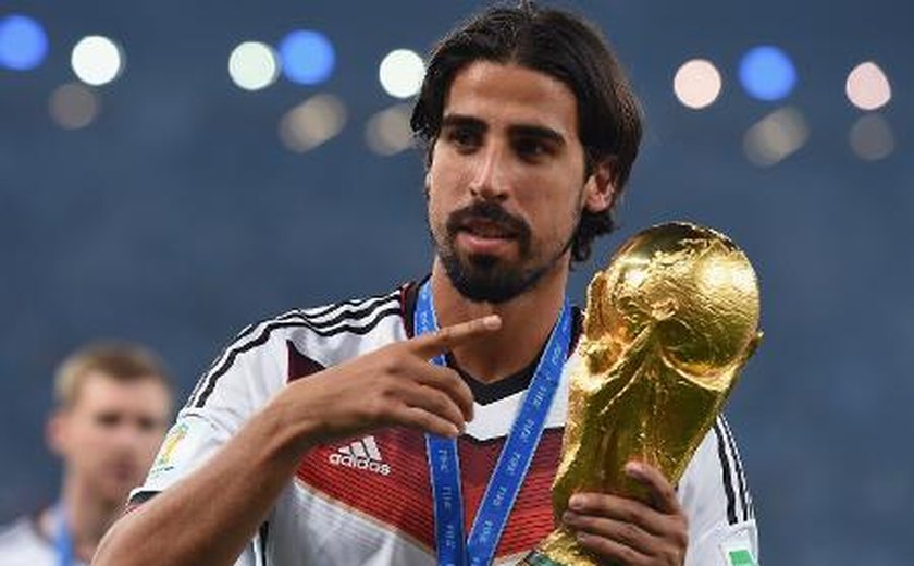 Campeão do mundo no Brasil, alemão Khedira dá adeus ao futebol aos 34 anos