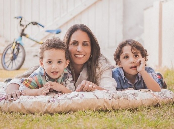 Criança é salva de afogamento com procedimentos corretos e vive sem sequelas