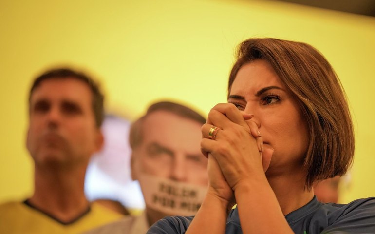 Após críticas de Michelle Bolsonaro, PL suspende apoio a Ciro Gomes no Ceará