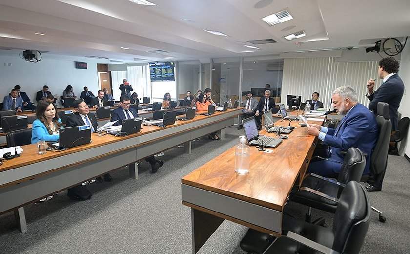 CSP debate presença de profissional de segurança em escolas