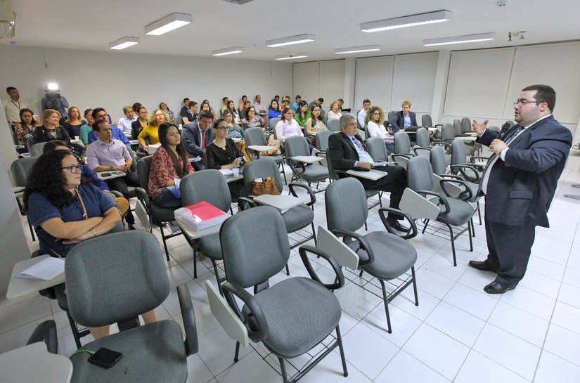 Direito de Família e novo CPC são colocados em debate em curso na Esmal