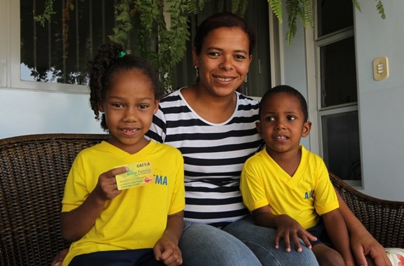 Em Alagoas, 393.978 famílias recebem o Bolsa Família no mês de setembro