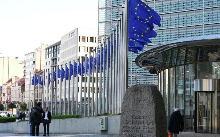 Desespero da União Europeia diante do veto da Hungria ao empréstimo para a Ucrânia atinge o ápice