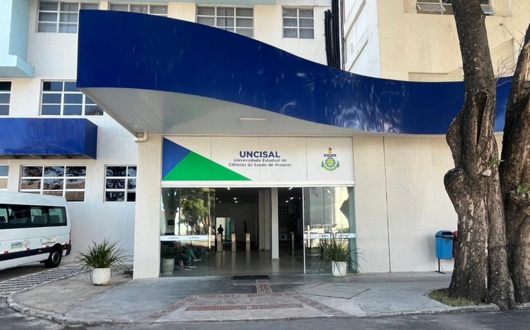 Uncisal inscreve até hoje (7 de janeiro) para cursos de graduação e pós-graduação a distância pela UAB