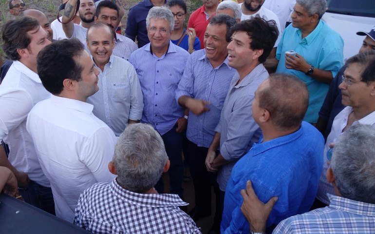 Marcius Beltrão participa da assinatura da ordem de serviço da rodovia Pindorama à Bolíva