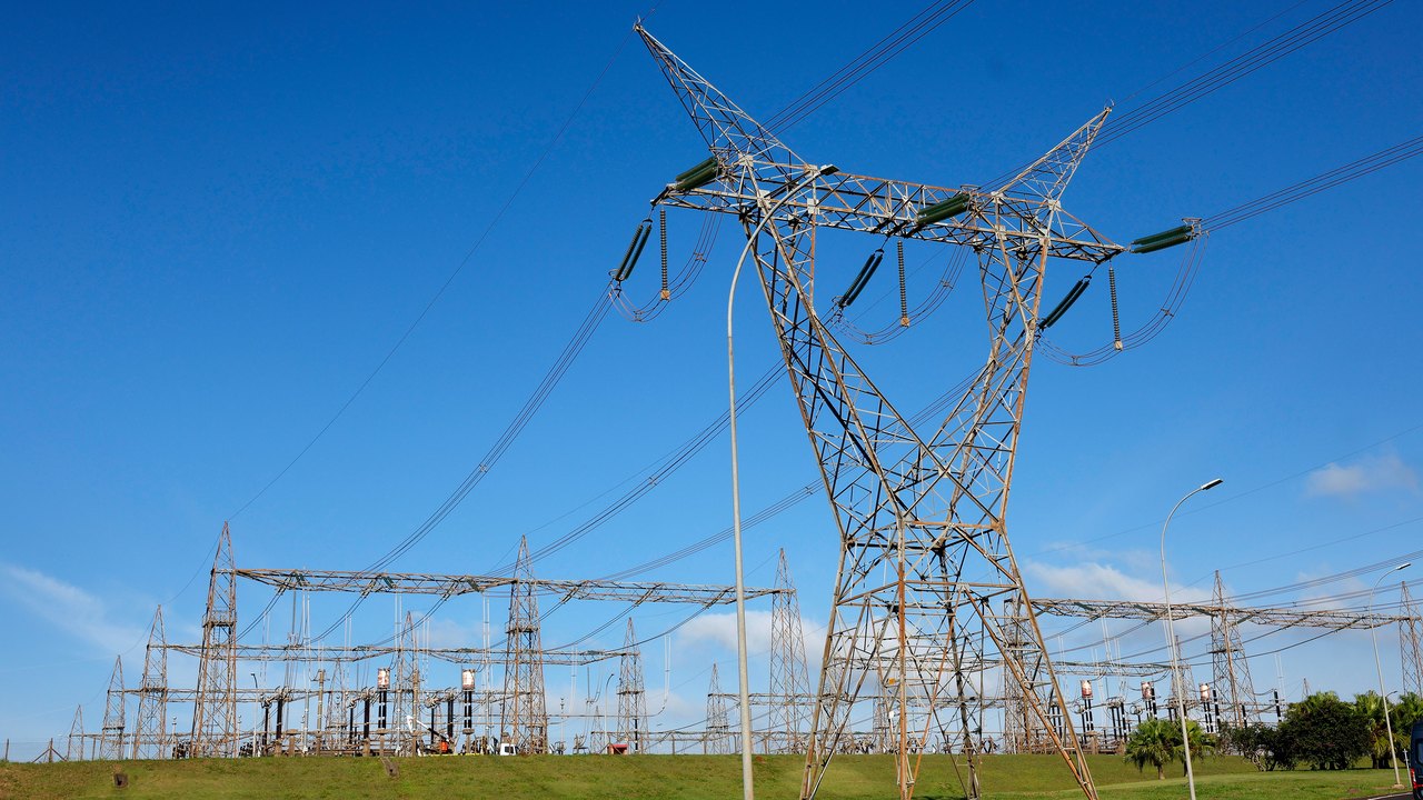 Consumidores poderão escolher fornecedores de energia a partir de 2027