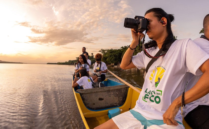 Projeto insere jovens do Vergel do Lago no universo da fotografia