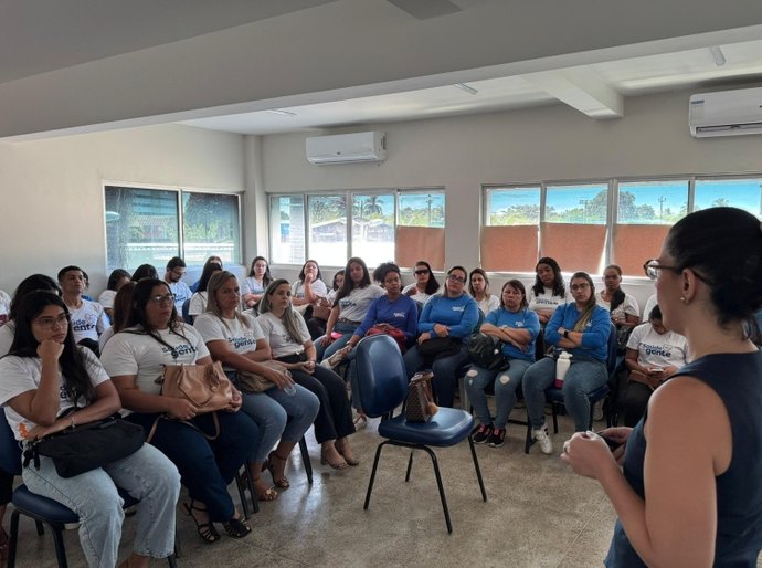 Profissionais do Saúde da Gente participam de oficina sobre programa de controle do tabagismo