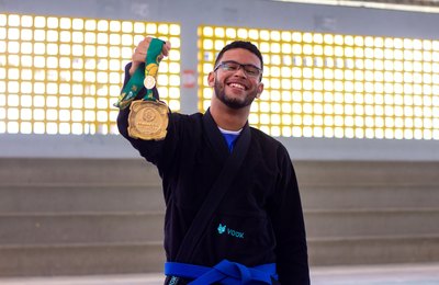 Victor Leite: estudante da rede estadual de ensino coleciona títulos no jiu-jitsu