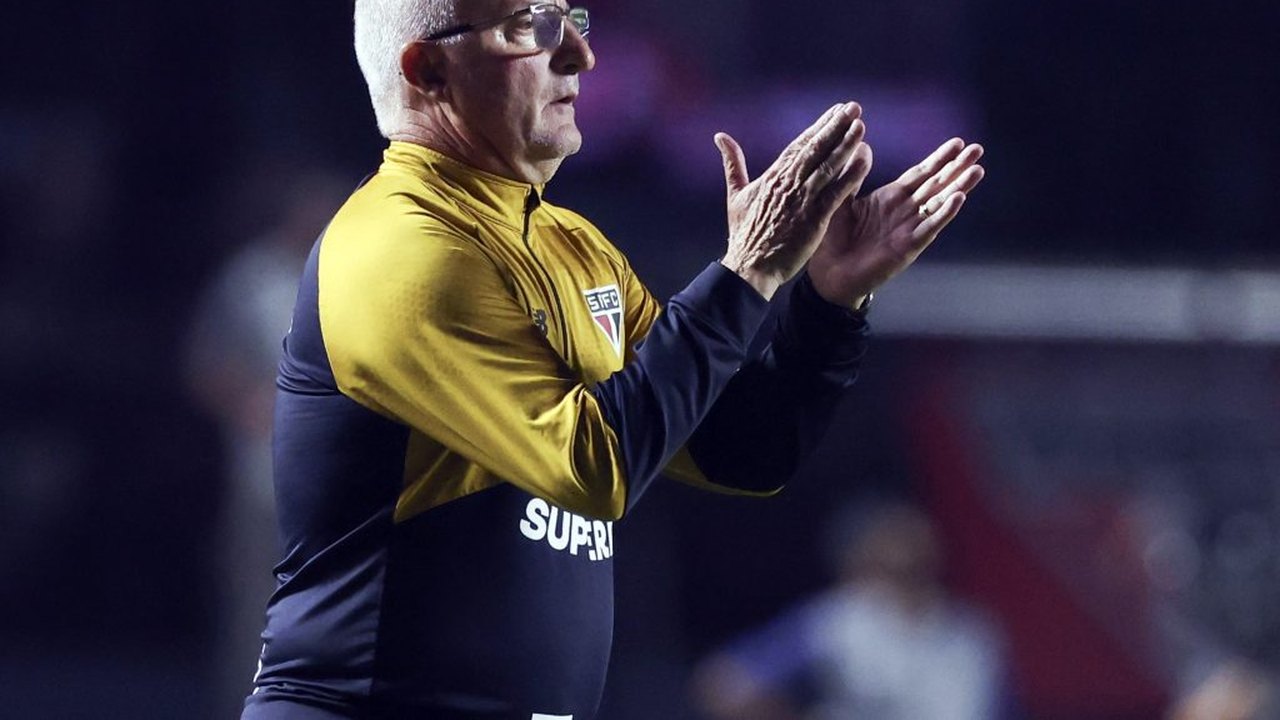 Dorival lamenta erros coletivos e elogia postura em adversidades do São Paulo