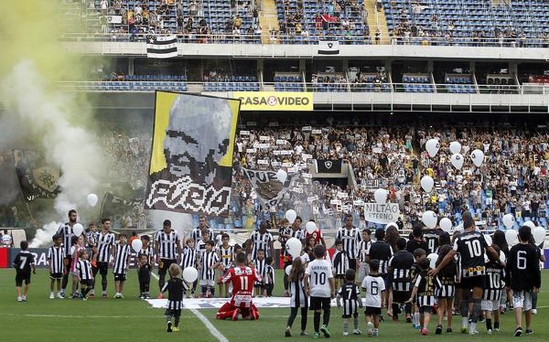 CRB é humilhado pelo Botafogo no Engenhão: 4 a 1