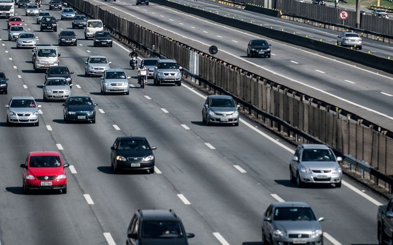 Novos pedágios eletrônicos começam a funcionar neste sábado em rodovias de São Paulo; saiba onde e os próximos pontos