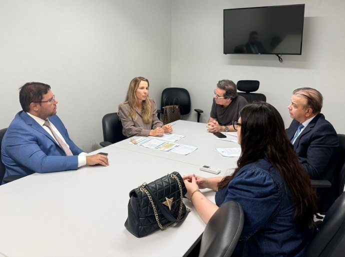 Novo diretor-geral da Escola da Magistratura se reúne com coordenadores para alinhar metas de 2026