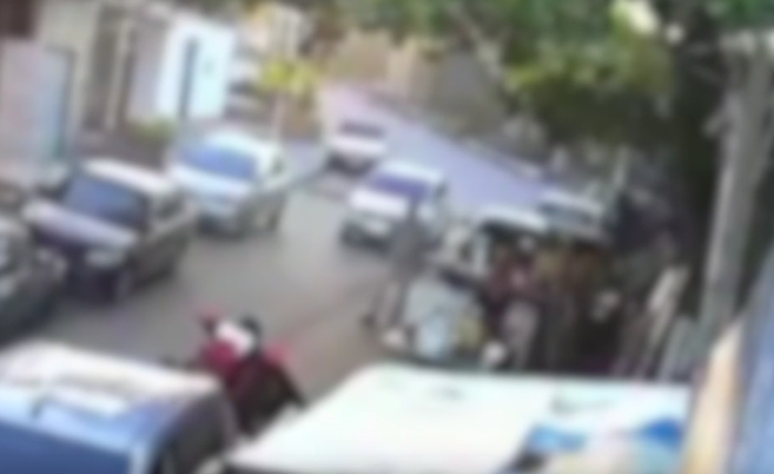 Câmeras de videomonitoramento registraram o momento do ataque no bairro São Jorge