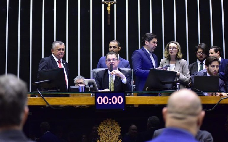 Câmara aprova adesão da Bolívia ao Mercosul; acompanhe