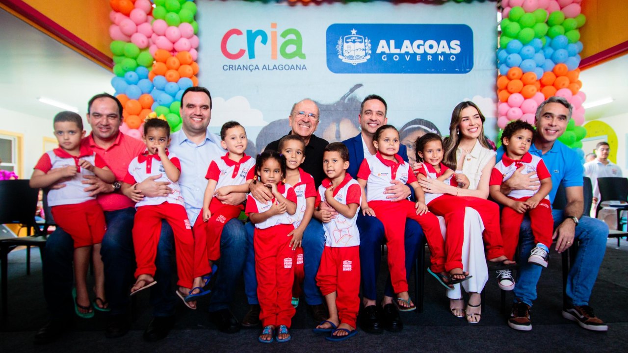 Governador inaugura mais uma creche Cria e expande atendimento à primeira infância de Penedo