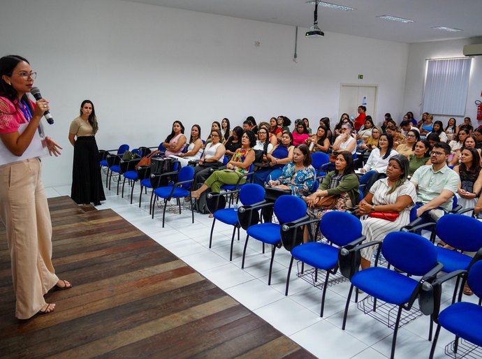 Sesau promove capacitação para técnicos municipais sobre prevenção ao câncer de colo do útero
