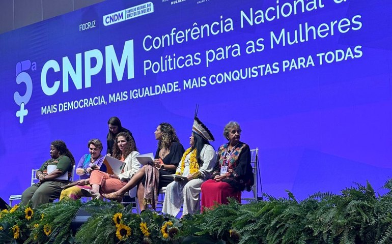 Arapiraca marca presença na 5ª Conferência Nacional de Políticas para as Mulheres
