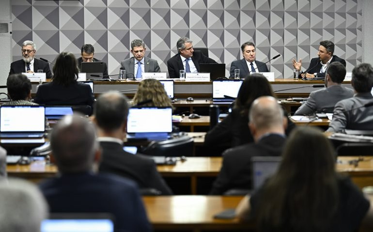 CPI das Bets rejeita pedido de indiciamento de 16 pessoas em vitória do lobby pró-apostas