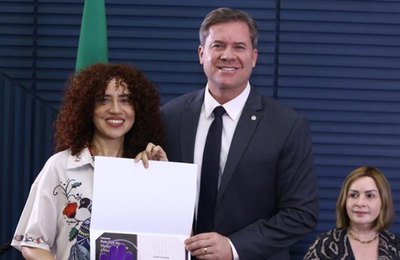 Projetos em defesa das mulheres podem ser votados hoje na Câmara e Marx Beltrão garante apoio integral às propostas