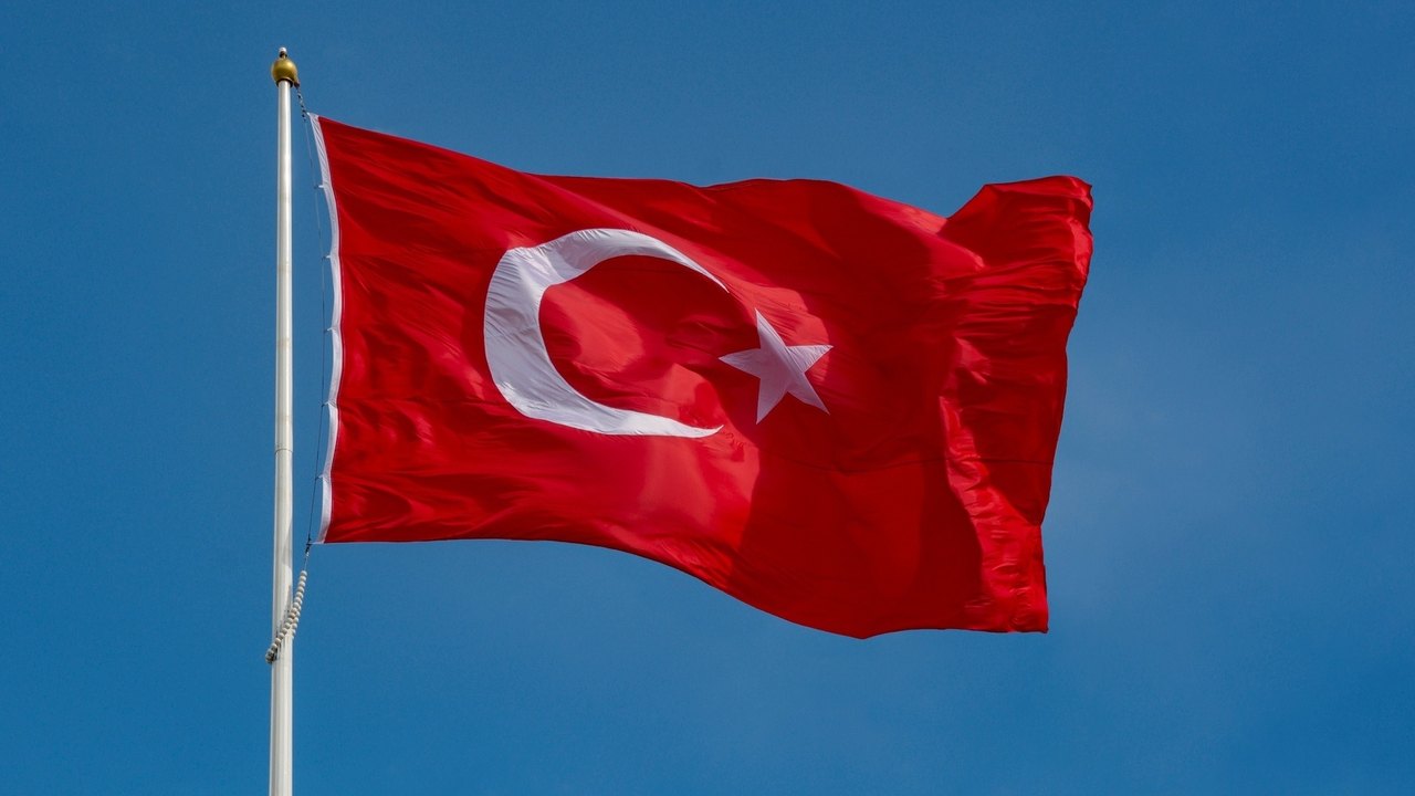 Eleição na Turquia irá para inédito segundo turno entre Erdogan e o opositor Kilicdaroglu