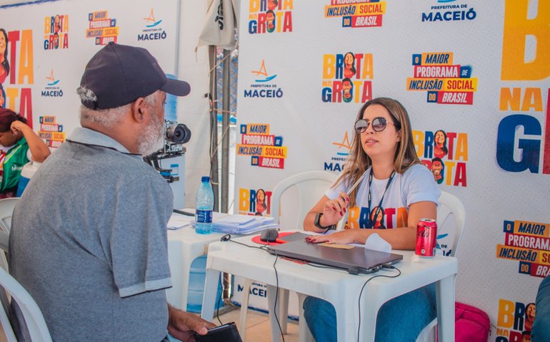 SMTT leva serviços para a Grota do Rafael em Cruz das Almas